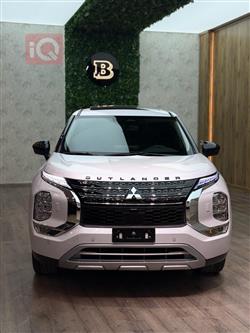 ميتسوبيشي اوتلاندر